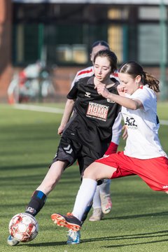 Bild 222 - wBJ SV Wahlstedt - SV Henstedt Ulzburg : Ergebnis: 0:1